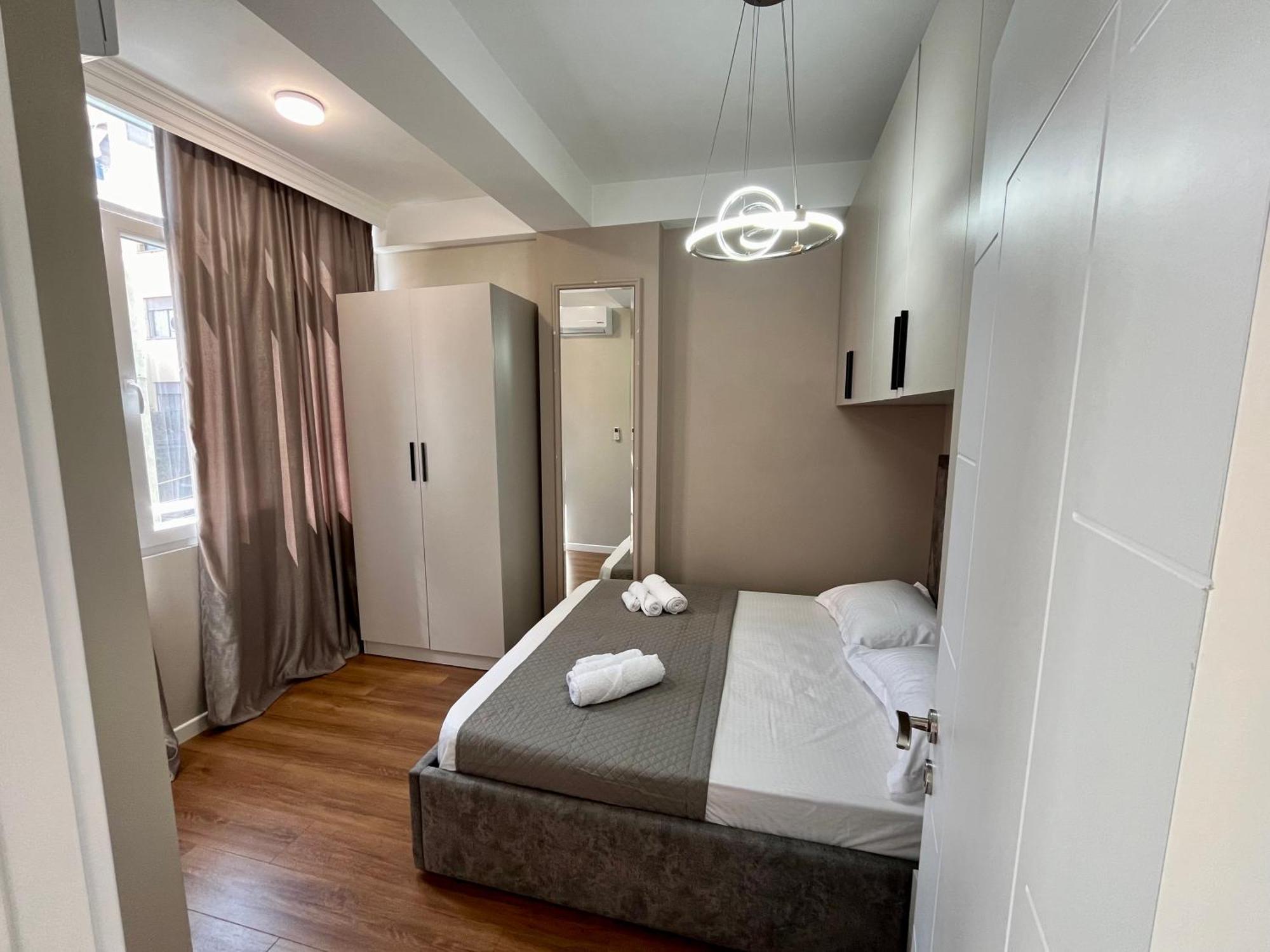 City Center Cozy Apartment ติรานา ภายนอก รูปภาพ